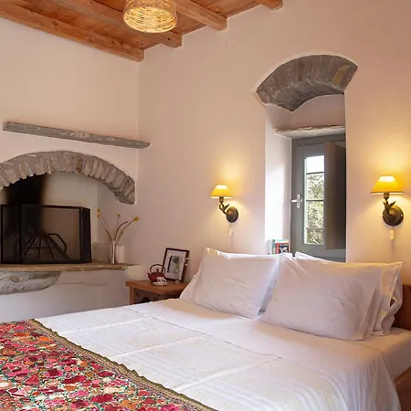 Hétvégi ház Under The Linden Tree Tinos